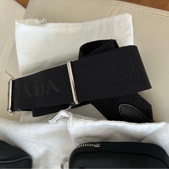Prada Nylon Re-Edition 2025 Shoulder Bag Black - Like New! - Picture 9 of 12